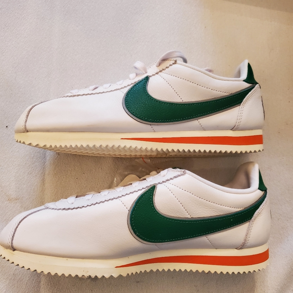 NIKE stranger things Cortez sz 10